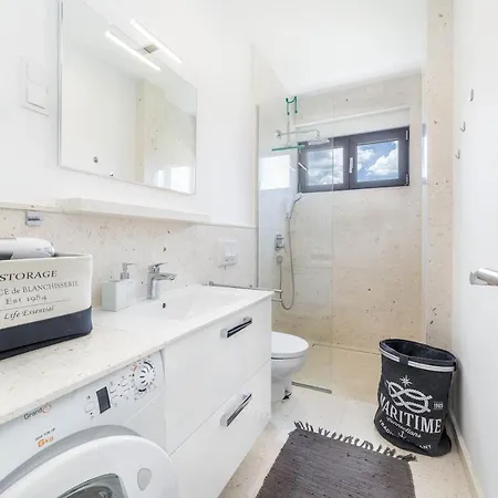 Aliara Jacuzzi Appartement Vodice