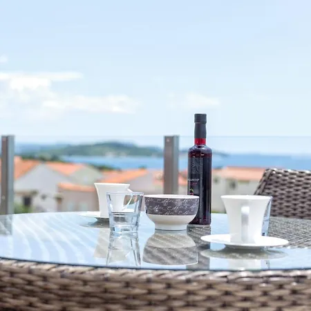 Lägenhet Aliara Jacuzzi Vodice