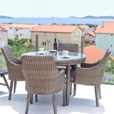 Aliara Jacuzzi Vodice