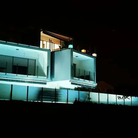 Lägenhet Aliara Jacuzzi